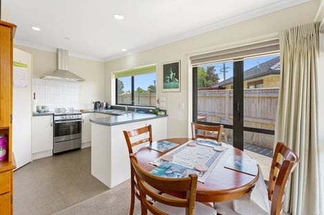 Photo of property in 25 Ian Peter Way, Otaki, 5512