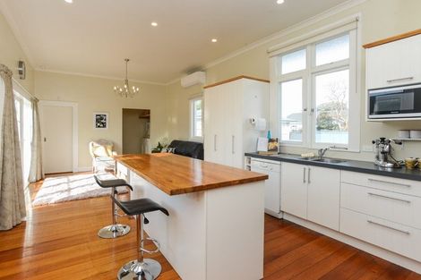 Photo of property in 604 Lascelles Street, Saint Leonards, Hastings, 4120
