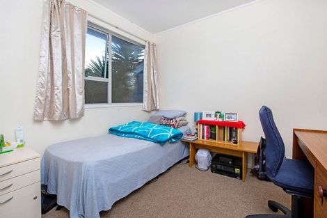 Photo of property in 2/36 Archmillen Avenue, Pakuranga Heights, Auckland, 2010