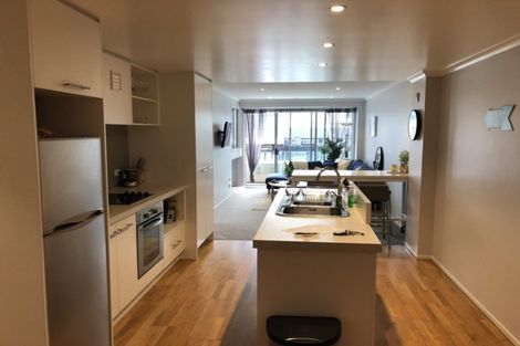 Photo of property in Algarve Apartments, 107/332 Maunganui Road, Mount Maunganui, 3116