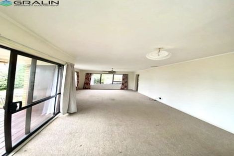 Photo of property in 2/332 West Coast Road, Glen Eden, Auckland, 0602