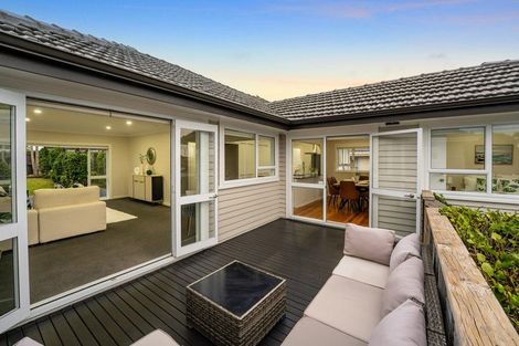 Photo of property in 1/28 Bleakhouse Road, Howick, Auckland, 2014