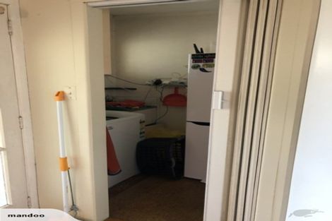 Photo of property in 27 Adams Road, Manurewa, Auckland, 2102