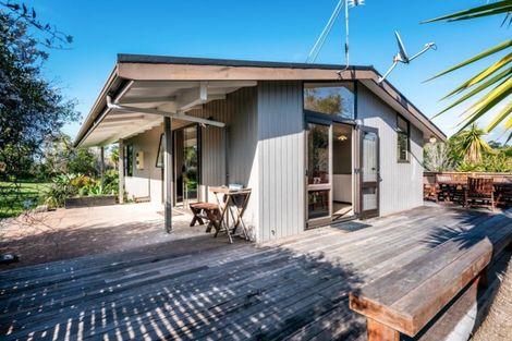 Photo of property in 13 Puriri Road, Oneroa, Waiheke Island, 1081