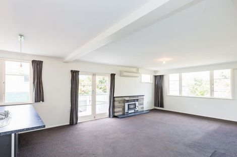 Photo of property in 3 Benmore Avenue, Cloverlea, Palmerston North, 4412