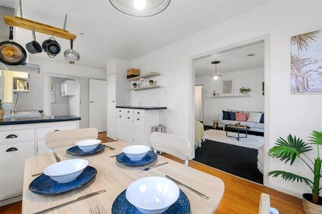 Photo of property in 17 Pandora Avenue, Sunnybrook, Rotorua, 3015