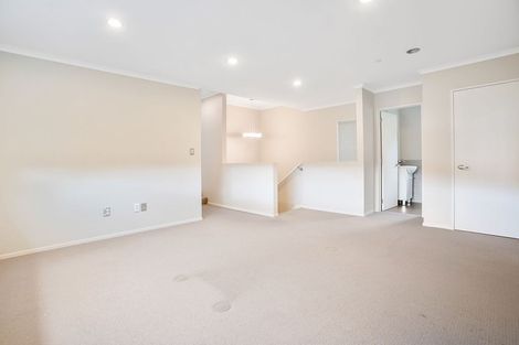 Photo of property in 13 Cape Vista Crescent, Pukekohe, 2120