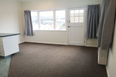 Photo of property in 132 Brougham Street, Mount Victoria, Wellington, 6011