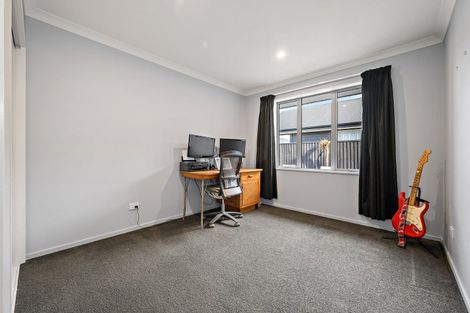 Photo of property in 4 Franklin Drive, Rangiora, 7400