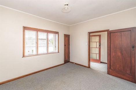 Photo of property in 63 Selwyn Crescent, College Estate, Whanganui, 4500