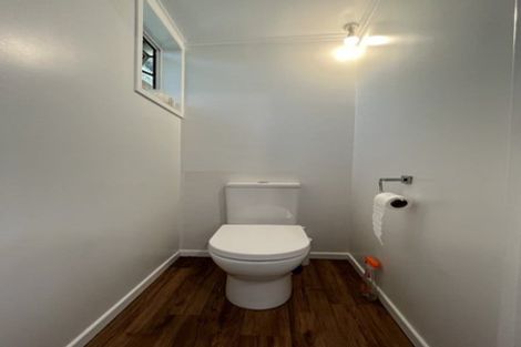 Photo of property in 14 Te Pari Pari Road, Pukerua Bay, 5026