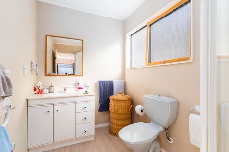 Photo of property in 64 Fyvie Avenue, Tawa, Wellington, 5028