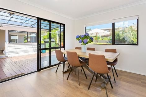 Photo of property in 21a Alexander Street, Cockle Bay, Auckland, 2014