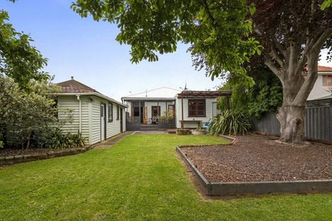 Photo of property in 298 Ruahine Street, Terrace End, Palmerston North, 4410