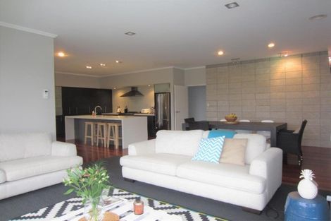 Photo of property in 8 Grenache Place, Rototuna, Hamilton, 3210