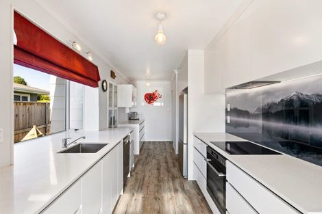 Photo of property in 25 Given Street, Havelock North, 4130