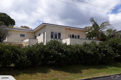 Photo of property in 1/20 Philson Terrace, Browns Bay, Auckland, 0630