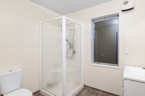 Photo of property in 18e Defoe Place, Waltham, Christchurch, 8023