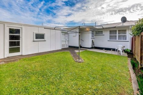 Photo of property in 118 Weraroa Road, Levin, 5510
