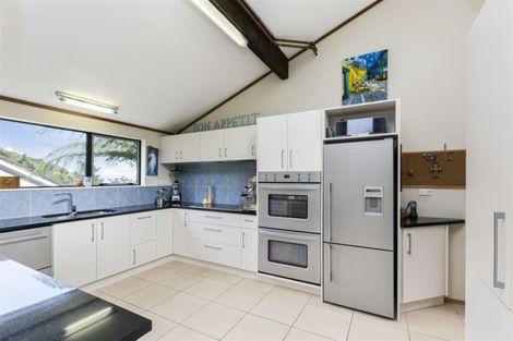 Photo of property in 72 Amapur Drive, Khandallah, Wellington, 6035