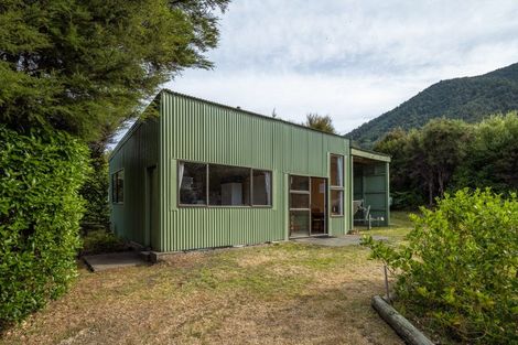 Photo of property in 15 Tai Close, Kaiuma Bay, Havelock, 7178