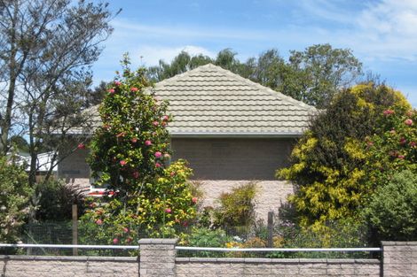 Photo of property in 28 Wingate Street, Redwood, Christchurch, 8051