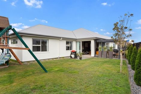 Photo of property in 94 Aston Drive, Waimairi Beach, Christchurch, 8083
