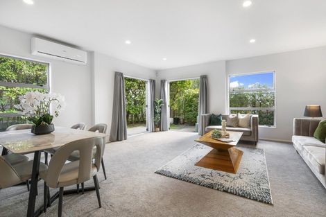 Photo of property in 5/40 Scarlet Oak Drive, Schnapper Rock, Auckland, 0632