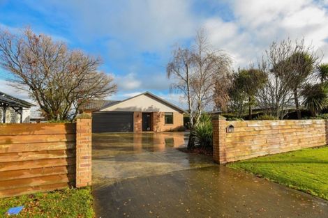 Photo of property in 32 Park Street, Winton, 9720