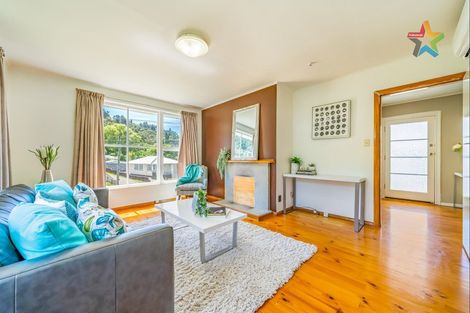 Photo of property in 49 Delaney Drive, Stokes Valley, Lower Hutt, 5019