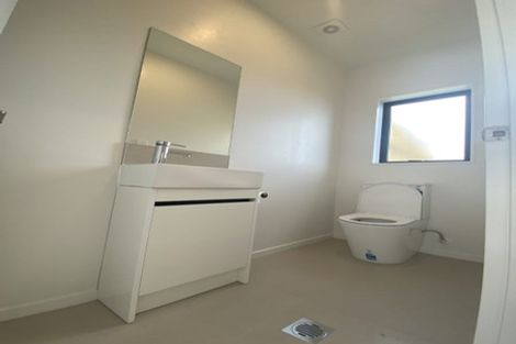 Photo of property in 46b Crestview Rise, Papakura, 2110