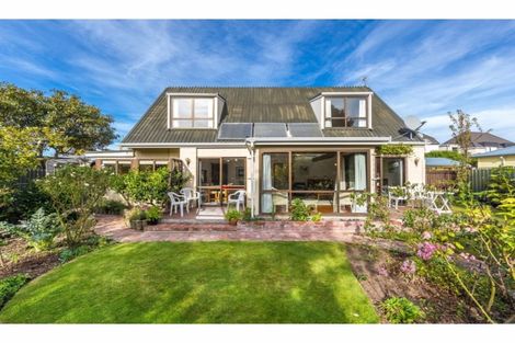 Photo of property in 2/38 Onslow Street, St Albans, Christchurch, 8014