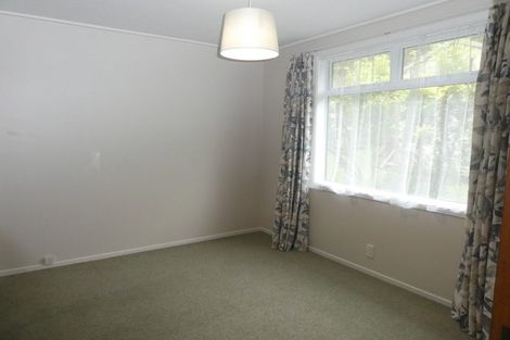 Photo of property in 5 Mulberry Street, Maungaraki, Lower Hutt, 5010