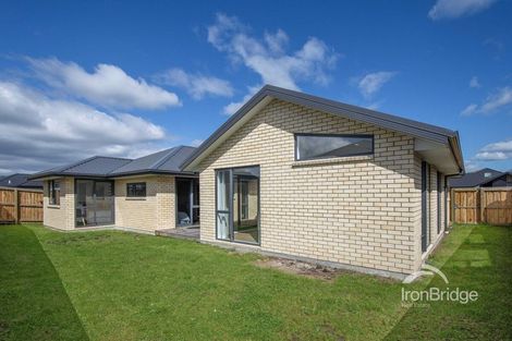 Photo of property in 35 Blue Jacket Drive, Halswell, Christchurch, 8025