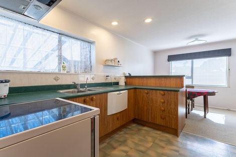 Photo of property in 13a Hadfield Place, Paraparaumu Beach, Paraparaumu, 5032