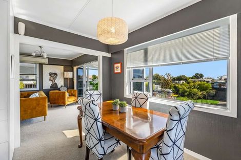 Photo of property in 39 Carey Street, Waitara, 4320