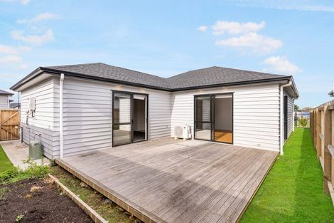 Photo of property in 28 Perkins Street, Papakura, 2110