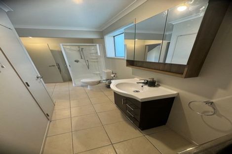 Photo of property in 2 Sim Street, Johnsonville, Wellington, 6037