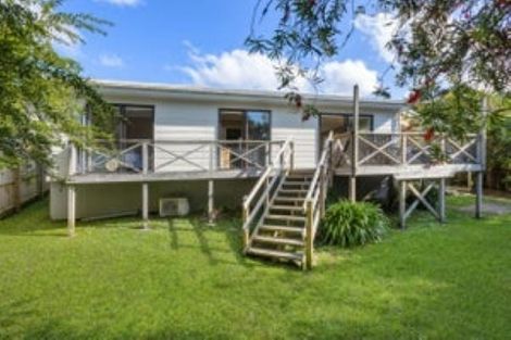 Photo of property in 38a Hammond Avenue, Hatfields Beach, Orewa, 0931