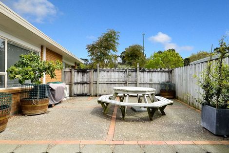 Photo of property in 13 Waimoko Glen, Swanson, Auckland, 0612