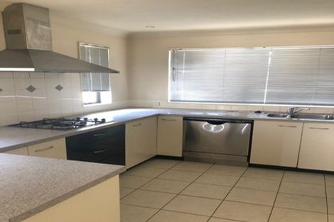 Photo of property in 774 Chapel Road, Shamrock Park, Auckland, 2016