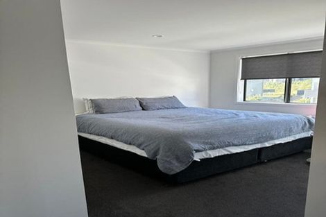 Photo of property in 8 Holystone Road, Whitby, Porirua, 5024