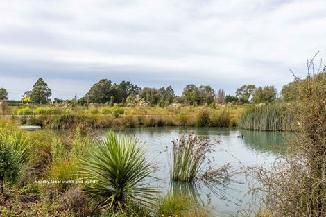 Photo of property in 28 Angus Place, Rangiora, 7400