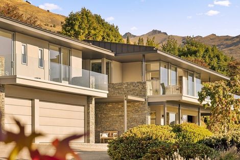 Photo of property in 16 Hayes View Lane, Lake Hayes, Queenstown, 9371