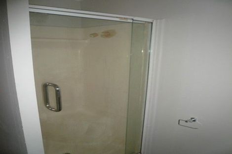 Photo of property in 43 Edmonton Road, Henderson, Auckland, 0612