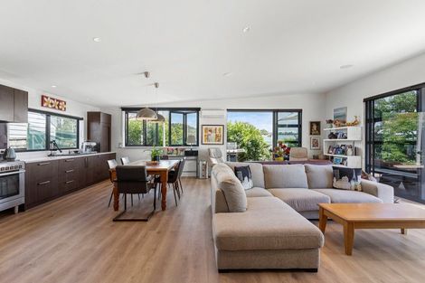 Photo of property in 114 Tamaki Road, Whangamata, 3620