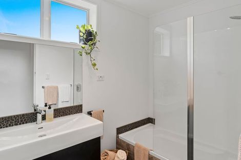 Photo of property in 147 Whitby Road, Wakefield, 7025