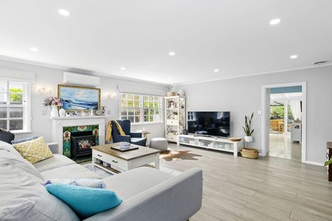 Photo of property in 9 Kukupa Grove, Heretaunga, Upper Hutt, 5018