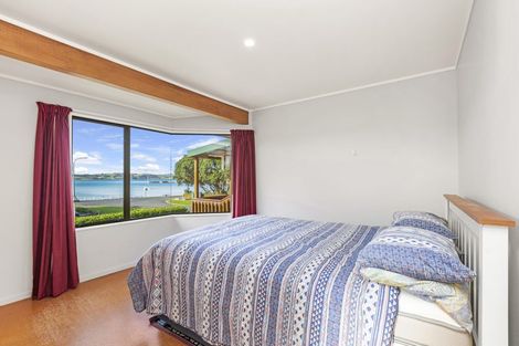 Photo of property in 50 Lorenzen Bay Road, Raglan, 3225
