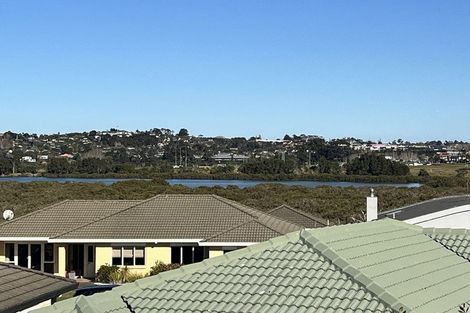Photo of property in 53 Kath Hopper Drive, Orewa, 0931